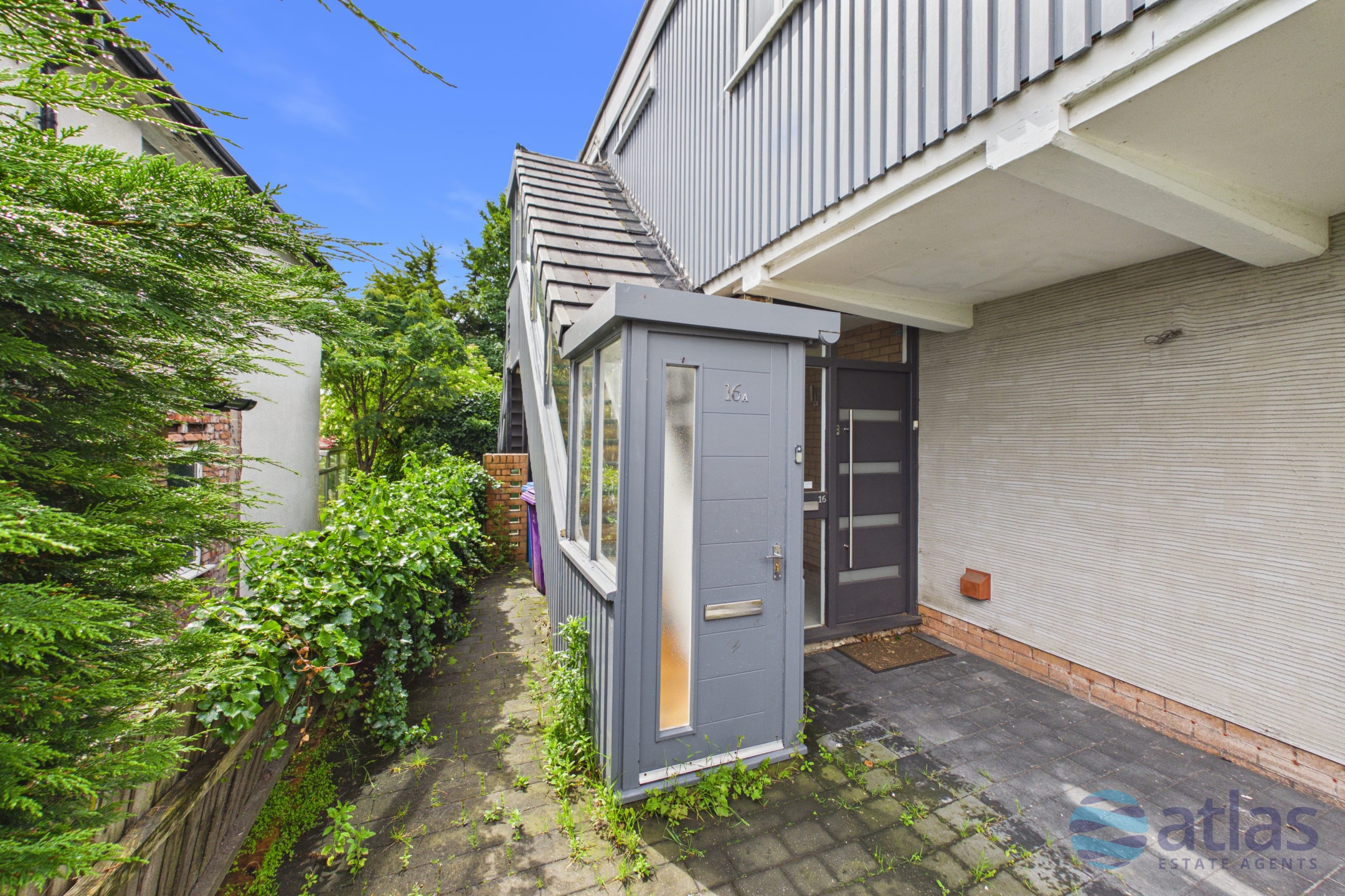 Hollytree Road, (upper Flat), Woolton, L25